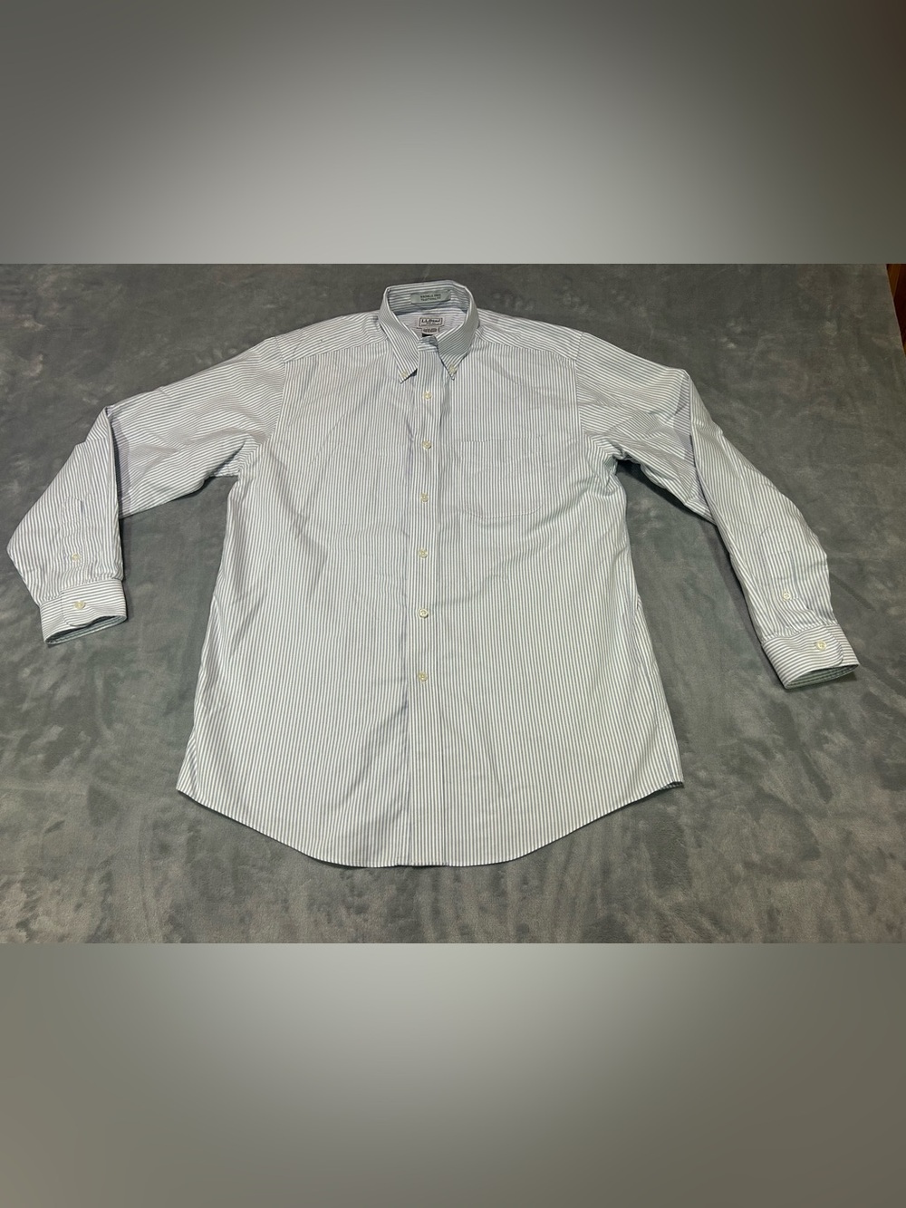 L.L.Bean Wrinkle Resistant Cotton Traditional Fit Stripe Dress Shirt 15.5-34